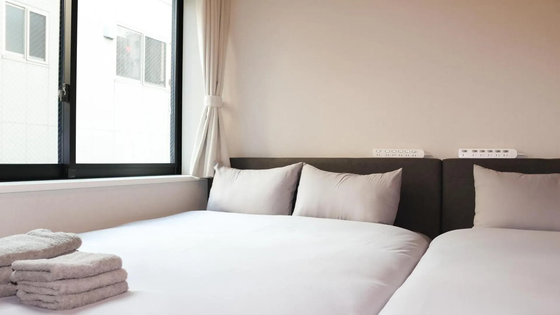 Seirai Asakusa Vacation Rental - 3 Minutes From Station 도쿄 0*,  일본
